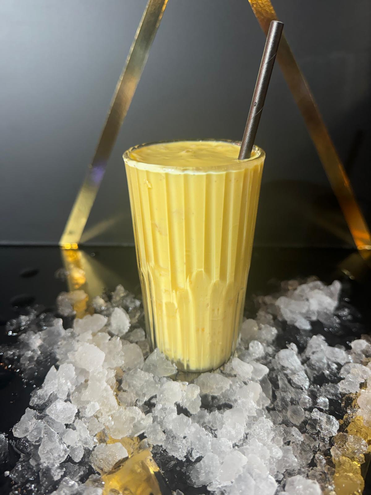 mango lassi glass